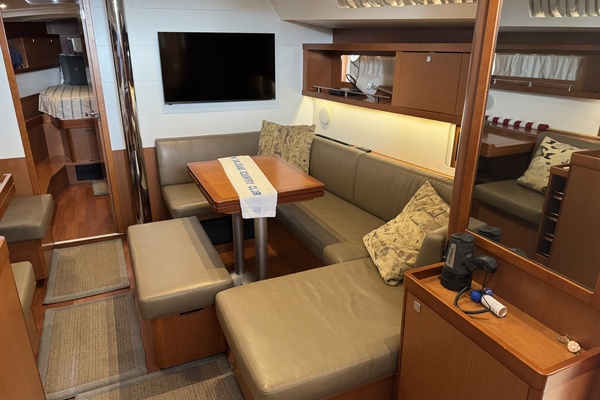 La Belle Vie 45ft Beneteau Yacht For Sale