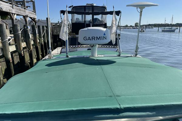 Photo of the 2000 Pursuit 3000 Express "FO REEL"