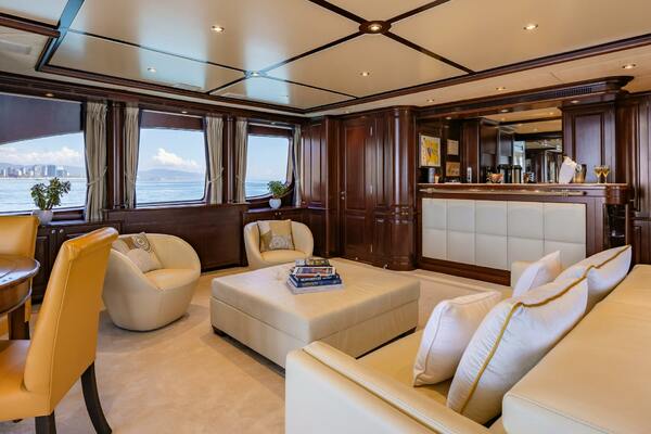 BUNTY 120ft Benetti Yacht For Sale