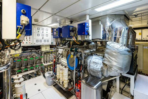 BUNTY 120ft Benetti Yacht For Sale