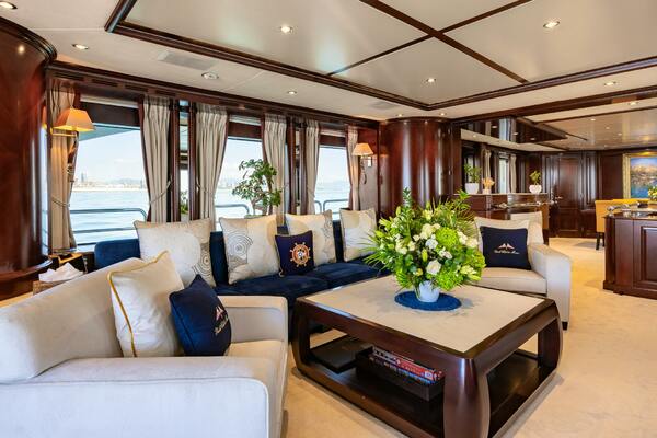 BUNTY 120ft Benetti Yacht For Sale