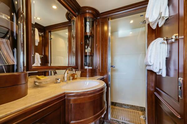 BUNTY 120ft Benetti Yacht For Sale