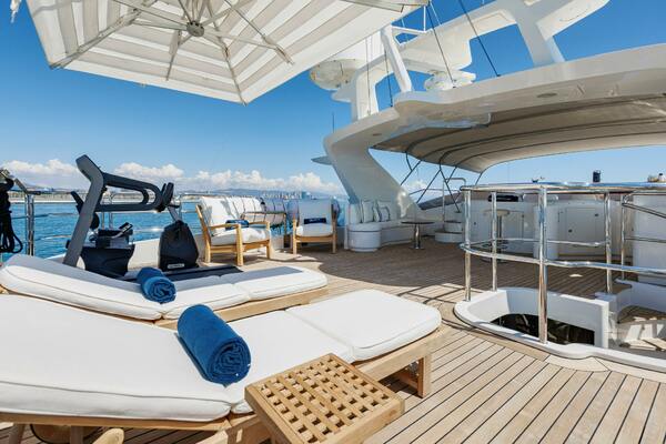 BUNTY 120ft Benetti Yacht For Sale