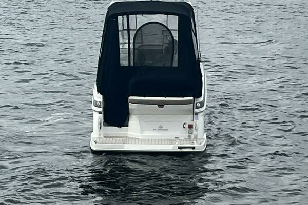 Photo of the 2018 Regal 28 Express