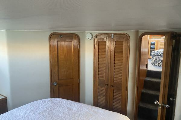 Photo of the 1989 Chris-Craft 427 Catalina "No Regrets"