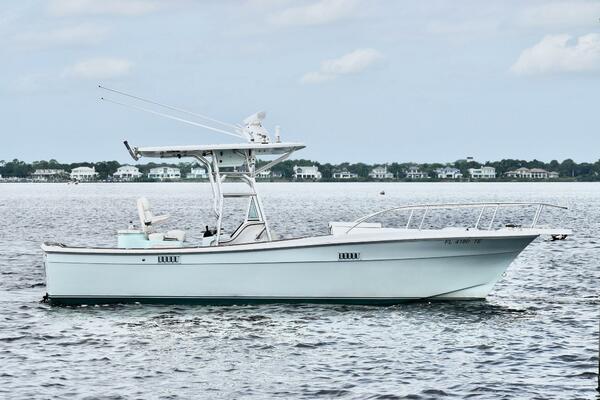 24 ft Bimini 2009 24 Center Console Bimini Stuart Florida United States 104900