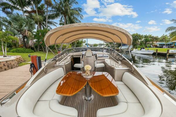 2010 Riva 44