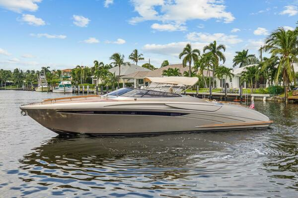 2010 Riva 44