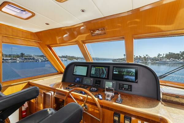 PORK CHOP 74ft Hampton Yacht For Sale