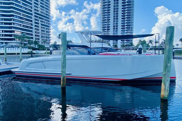 Photo of the 2020 Vanquish VQ45 "Little Rome"