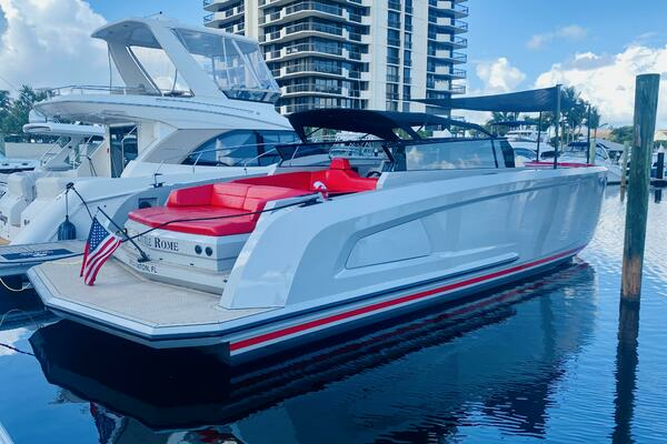 Photo of the 2020 Vanquish VQ45 "Little Rome"