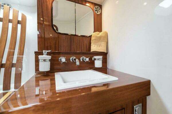 J Craft Torpedo 42 Yacht For Sale