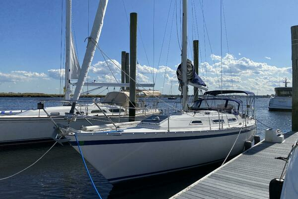 PRETTY LADY 36ft CS Yacht For Sale