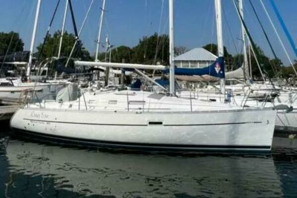 Crazy Love 32ft Beneteau Yacht For Sale