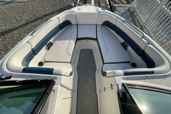 Photo of the 2016 Chaparral 223 Vortex