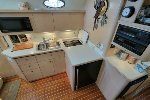 1996 Tiara Yachts 40