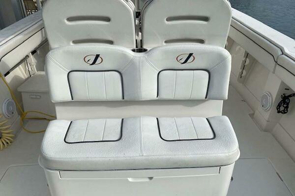 Floor It 34ft Jupiter Yacht For Sale