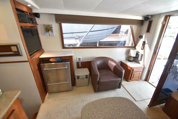 43ft Hatteras Yacht For Sale