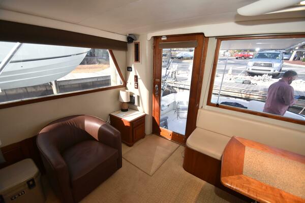 43ft Hatteras Yacht For Sale