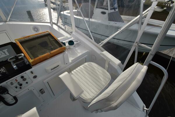 43ft Hatteras Yacht For Sale