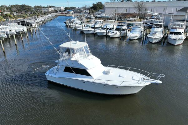 43ft Hatteras Yacht For Sale