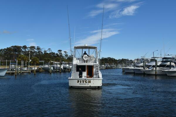 43ft Hatteras Yacht For Sale
