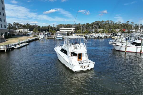 43ft Hatteras Yacht For Sale