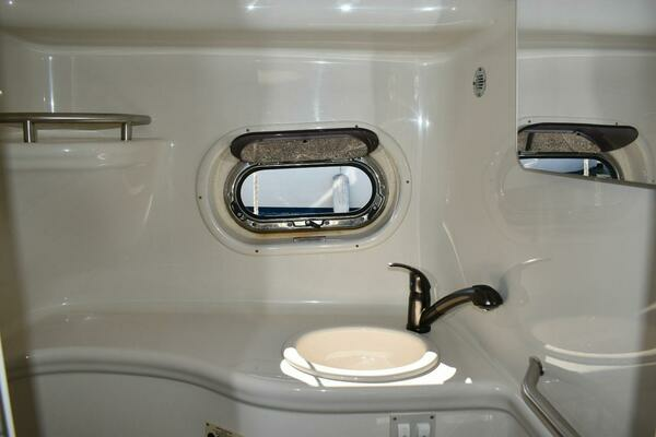 Sea Ray  Yacht For Sale