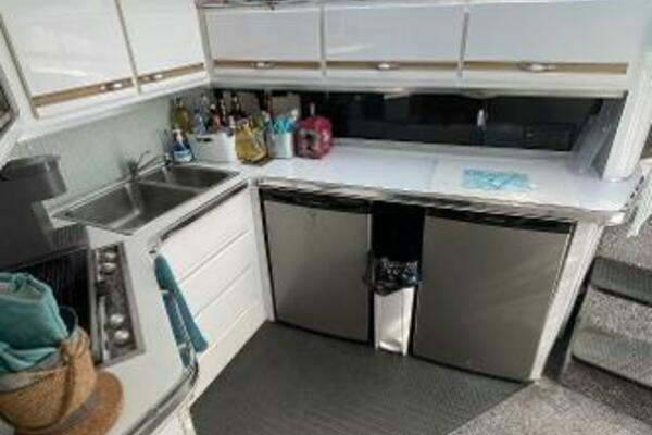 43ft Wellcraft Yacht For Sale