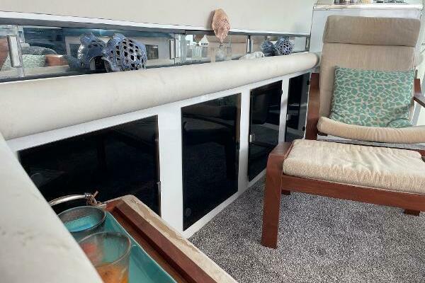 43ft Wellcraft Yacht For Sale