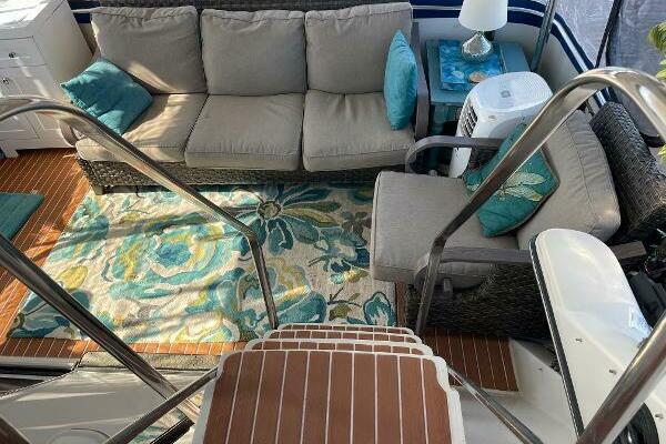 43ft Wellcraft Yacht For Sale