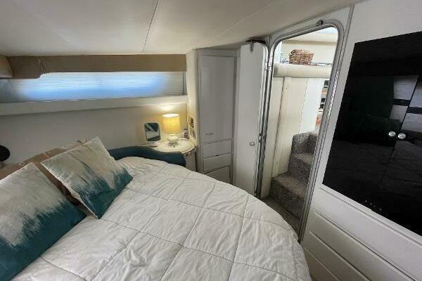 43ft Wellcraft Yacht For Sale