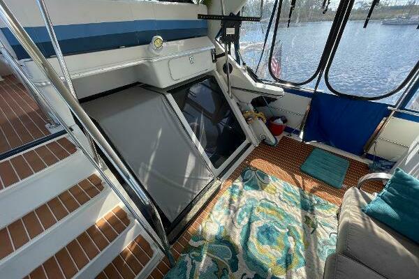 43ft Wellcraft Yacht For Sale