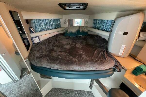 43ft Wellcraft Yacht For Sale