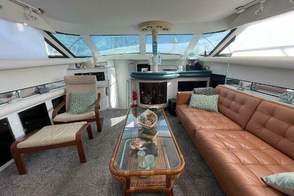 43ft Wellcraft Yacht For Sale