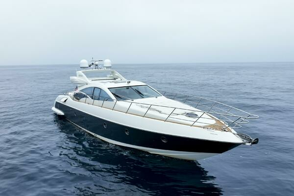 2011 Azimut 68