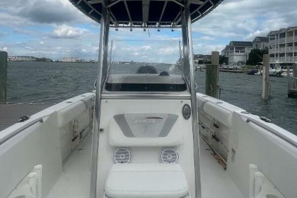 22ft Boston Whaler Yacht For Sale