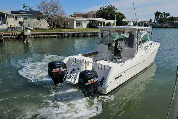 Photo of the 2008 World Cat 320 EC "K DEE"