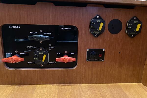 Cloud Nine 41ft Beneteau Yacht For Sale Cloud Nine 41ft Beneteau Yacht For Sale