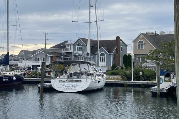 Cloud Nine 41ft Beneteau Yacht For Sale Cloud Nine 41ft Beneteau Yacht For Sale