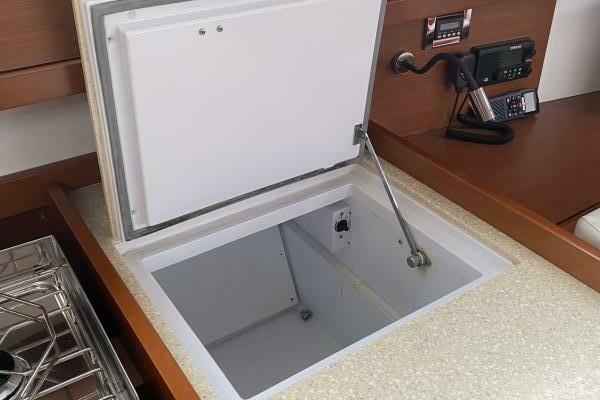 Cloud Nine 41ft Beneteau Yacht For Sale Cloud Nine 41ft Beneteau Yacht For Sale