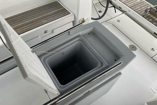 Cloud Nine 41ft Beneteau Yacht For Sale Cloud Nine 41ft Beneteau Yacht For Sale