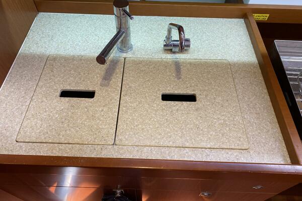 Cloud Nine 41ft Beneteau Yacht For Sale Cloud Nine 41ft Beneteau Yacht For Sale