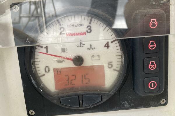 Cloud Nine 41ft Beneteau Yacht For Sale Cloud Nine 41ft Beneteau Yacht For Sale