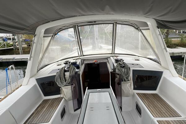 Cloud Nine 41ft Beneteau Yacht For Sale Cloud Nine 41ft Beneteau Yacht For Sale