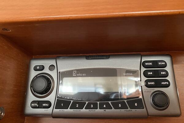 Cloud Nine 41ft Beneteau Yacht For Sale Cloud Nine 41ft Beneteau Yacht For Sale