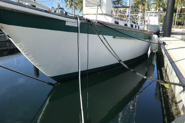 Karana 39ft Horizon Yacht For Sale