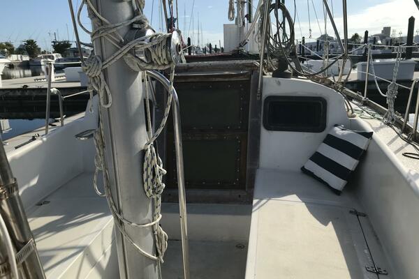 Karana 39ft Horizon Yacht For Sale