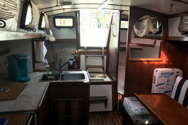 Karana 39ft Horizon Yacht For Sale