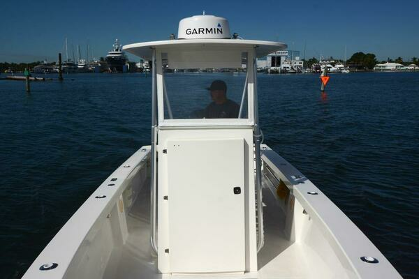Photo of the 2013 Rambo CENTER CONSOLE 27